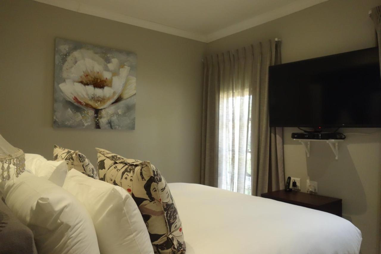 ג'ורג' Two Fat Owls Guesthouse מראה חיצוני תמונה
