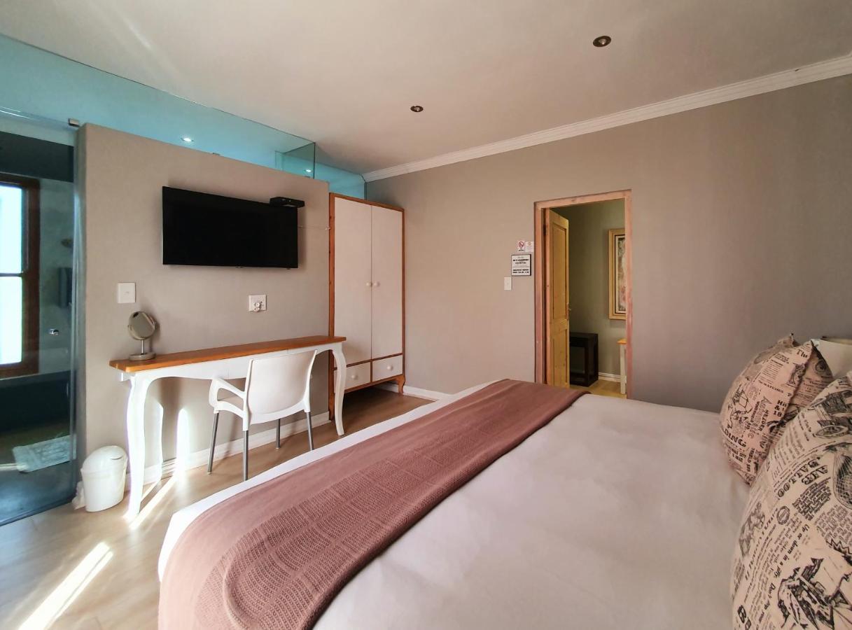 ג'ורג' Two Fat Owls Guesthouse מראה חיצוני תמונה