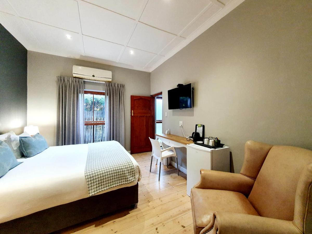 ג'ורג' Two Fat Owls Guesthouse מראה חיצוני תמונה