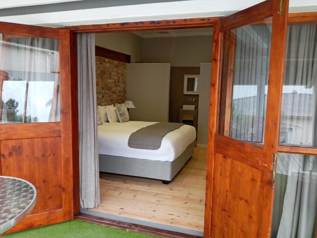 ג'ורג' Two Fat Owls Guesthouse מראה חיצוני תמונה