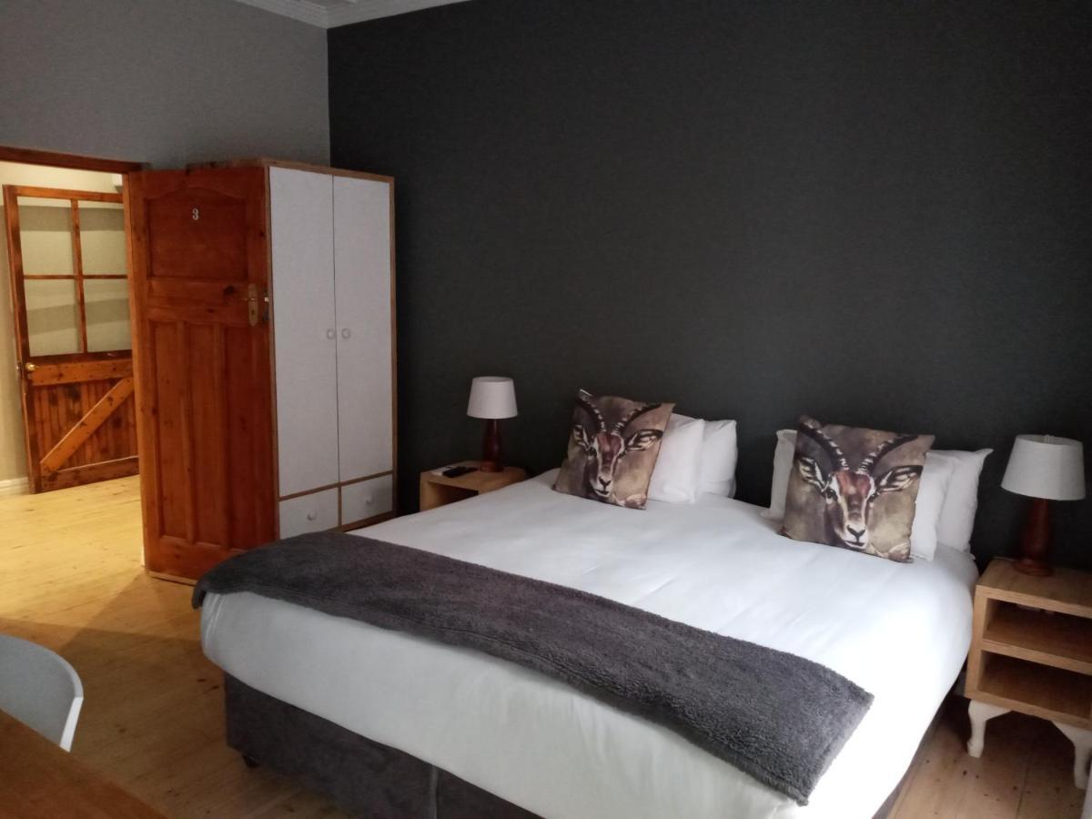 ג'ורג' Two Fat Owls Guesthouse מראה חיצוני תמונה